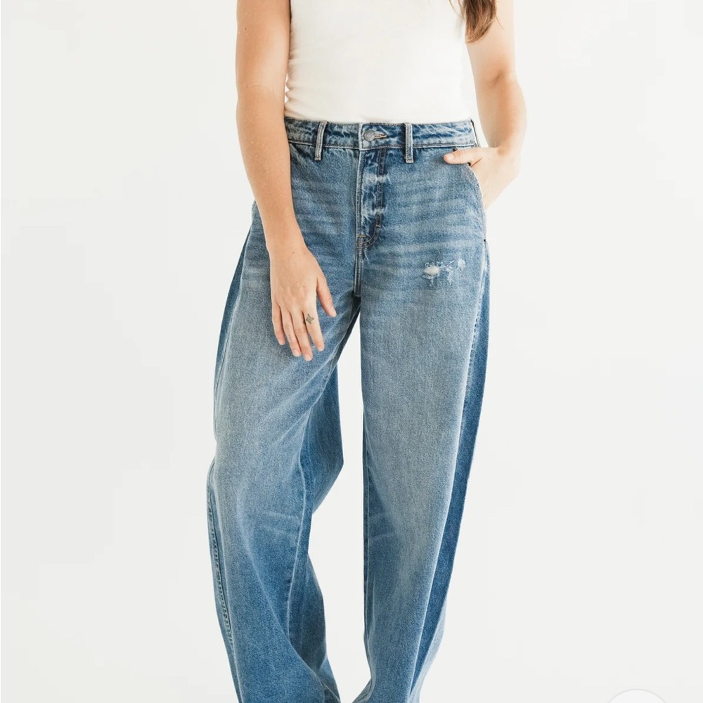 Carly Jean Los Angeles Barrel Leg Jeans